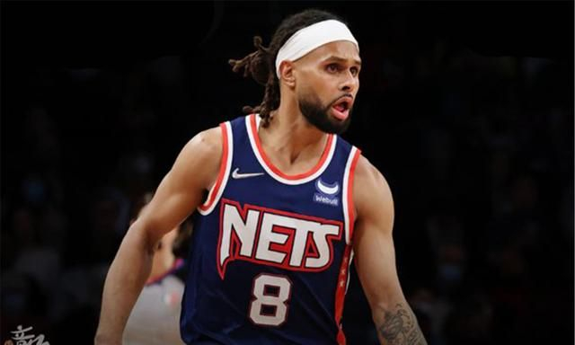 里尔发布备战花絮,赛后手感冰凉,德甲任务艰巨,赛季目标并未改变的简单介绍 里尔发布备战花絮,赛后手感冰凉,德甲任务艰巨,赛季目标并未改变的简单介绍